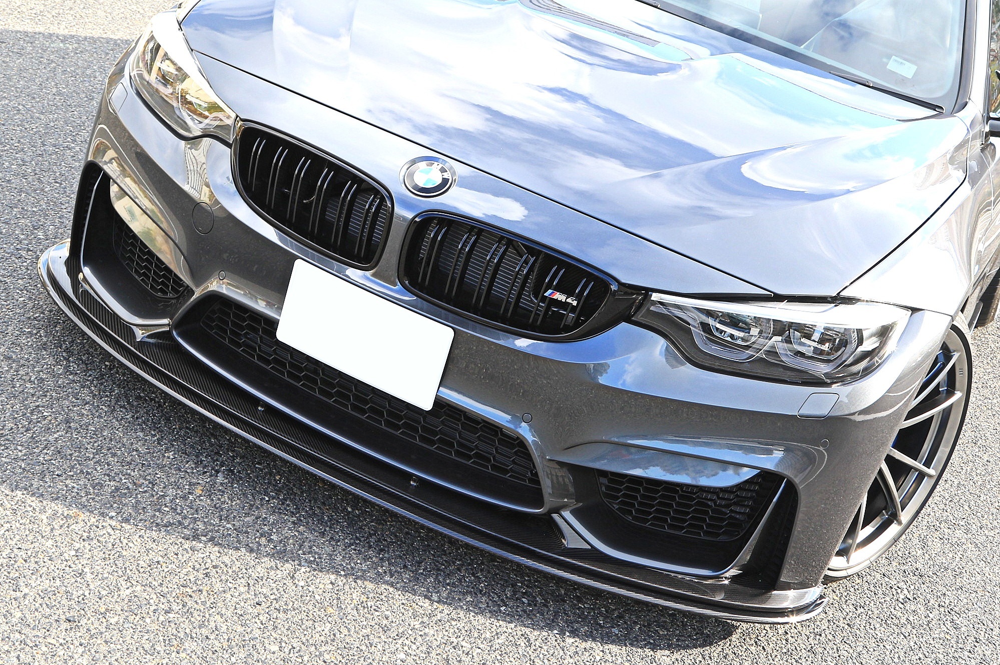 Stompin'ark Carbon Spoiler - 神戸店長原田ブログ！BMW専門店
